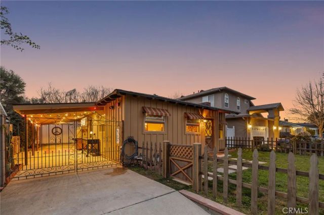 437 N Parish Pl., Burbank, CA 91506