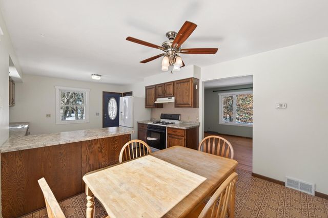 1218 Klondike Drive NE, Cedar, MN 55011