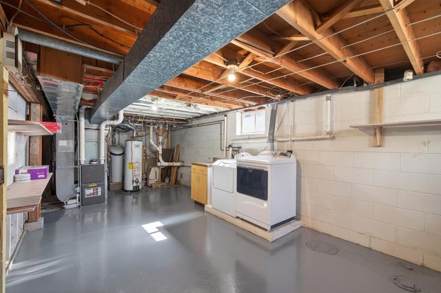 1218 Klondike Drive NE, Cedar, MN 55011