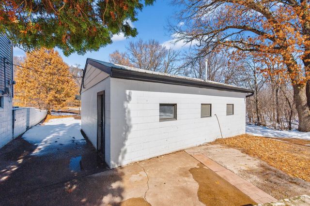 1218 Klondike Drive NE, Cedar, MN 55011