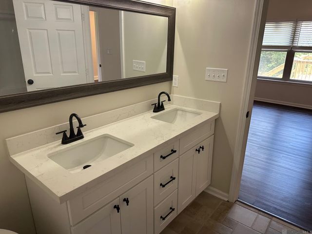 5139 Island Rd, Jarreau, LA 70749