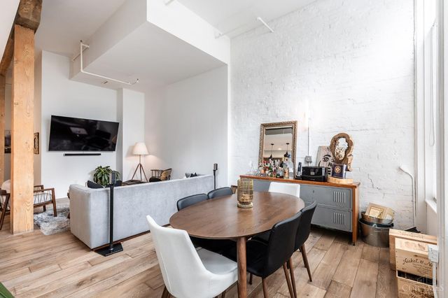 813 Broadway Street, Cincinnati, OH 45202