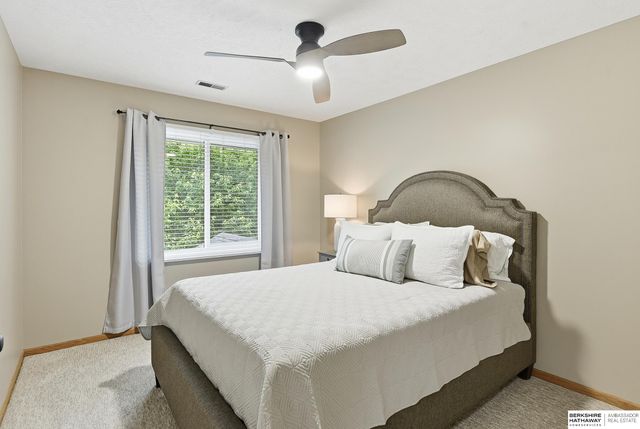 5019 N 135th Street, Omaha, NE 68164
