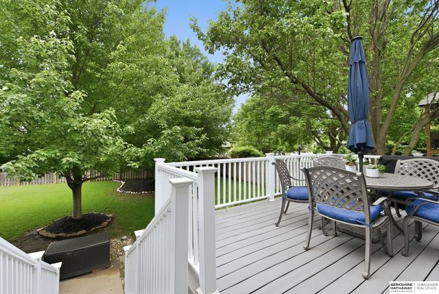 5019 N 135th Street, Omaha, NE 68164