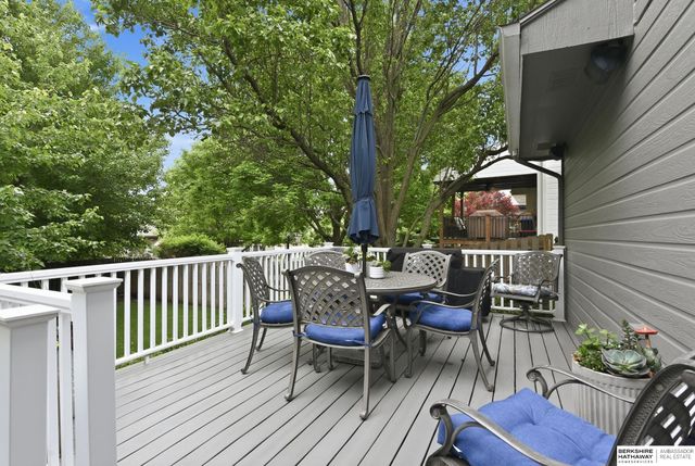 5019 N 135th Street, Omaha, NE 68164