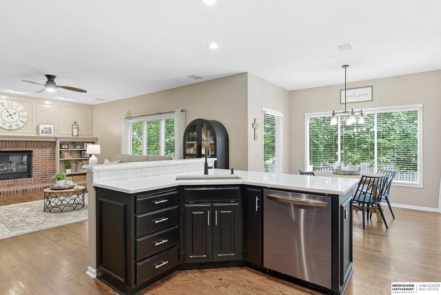 5019 N 135th Street, Omaha, NE 68164