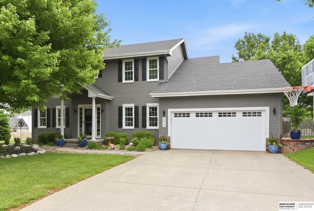 5019 N 135th Street, Omaha, NE 68164