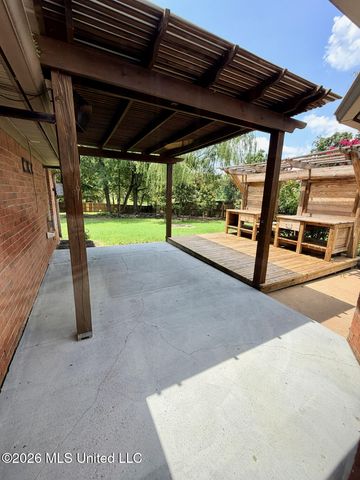 3967 Cypress Plantation Drive, Olive Branch, MS 38654