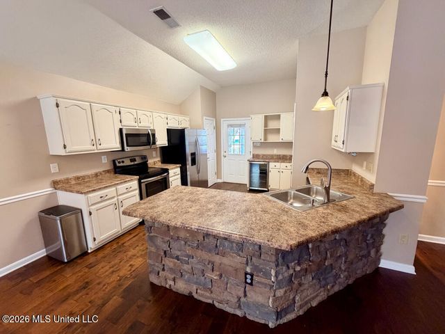 3967 Cypress Plantation Drive, Olive Branch, MS 38654