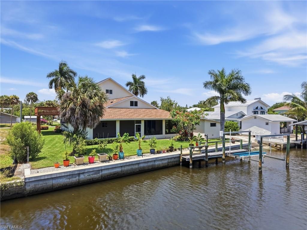 4837 Tarpon AVE, BONITA SPRINGS, FL 34134 — photo 4