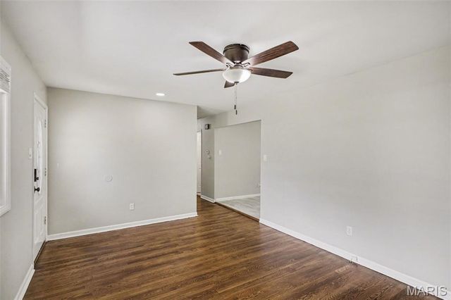 1180 Kostka Lane, Florissant, MO 63031