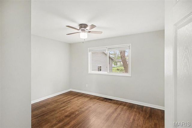 1180 Kostka Lane, Florissant, MO 63031