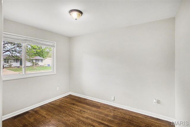 1180 Kostka Lane, Florissant, MO 63031