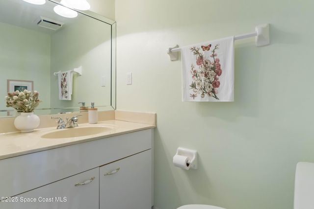 215 Ballyshannon Street C401, Melbourne Beach, FL 32951