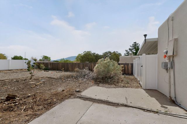 4709 El Hachero Court SE, Rio Rancho, NM 87124