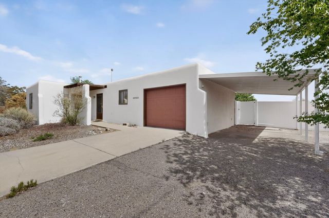 4709 El Hachero Court SE, Rio Rancho, NM 87124
