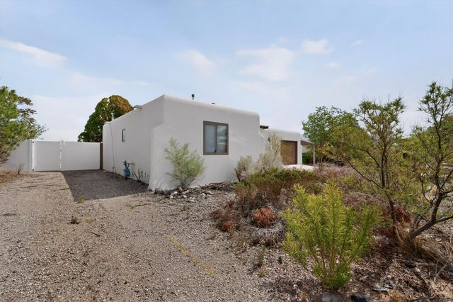 4709 El Hachero Court SE, Rio Rancho, NM 87124