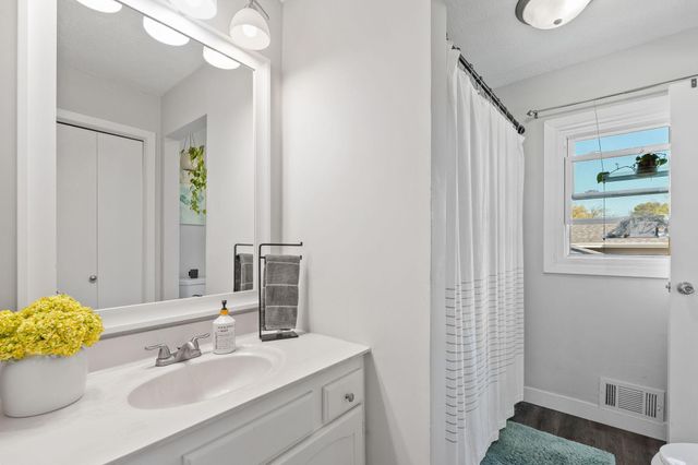 14190 Sunnyslope Drive, Maple Grove, MN 55311