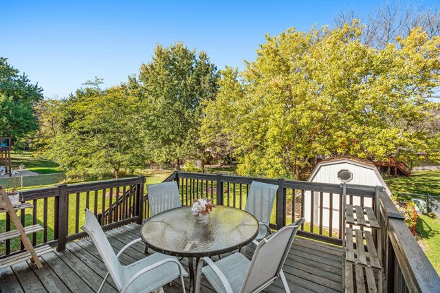 14190 Sunnyslope Drive, Maple Grove, MN 55311