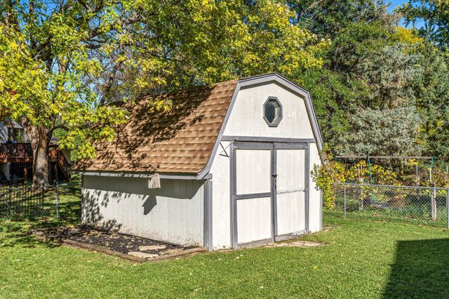14190 Sunnyslope Drive, Maple Grove, MN 55311