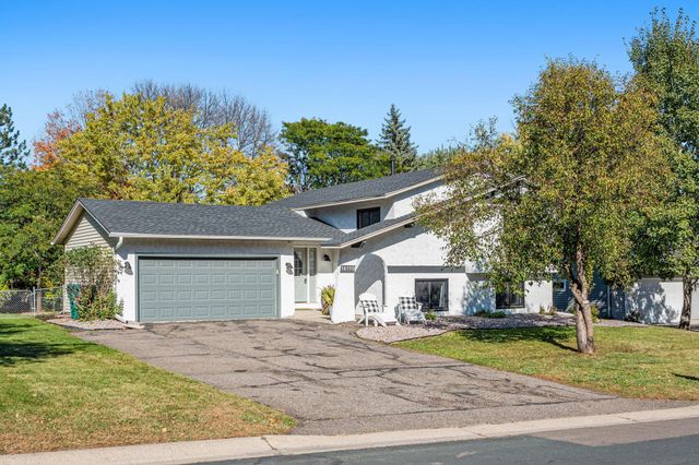 14190 Sunnyslope Drive, Maple Grove, MN 55311