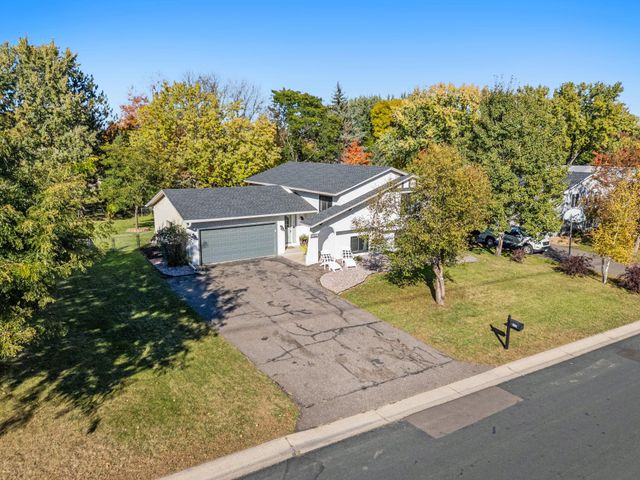 14190 Sunnyslope Drive, Maple Grove, MN 55311