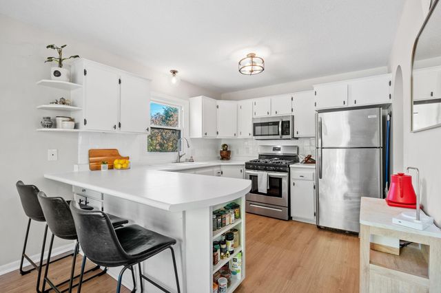 14190 Sunnyslope Drive, Maple Grove, MN 55311