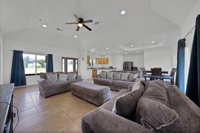5001 County Road 707, Alvarado, TX 76009