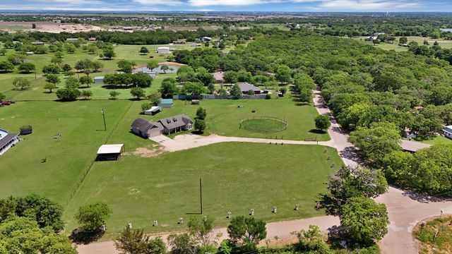 5001 County Road 707, Alvarado, TX 76009