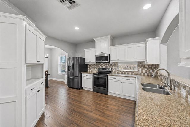 19545 Crosby Eastgate Road, Crosby, TX 77532