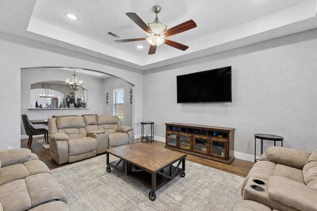 19545 Crosby Eastgate Road, Crosby, TX 77532