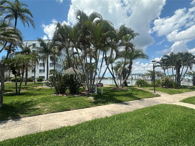 3128 59TH STREET S 110, Gulfport, FL 33707