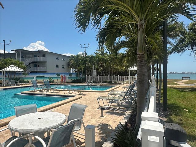 3128 59TH STREET S 110, Gulfport, FL 33707