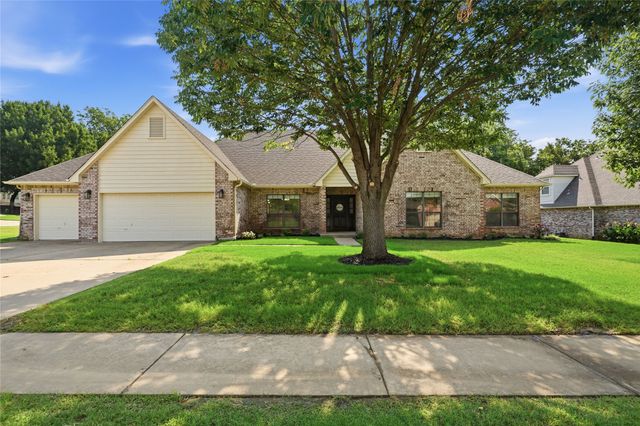 9205 N 137th East Avenue, Owasso, OK 74055