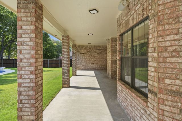 9205 N 137th East Avenue, Owasso, OK 74055