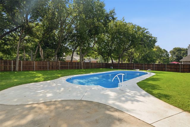 9205 N 137th East Avenue, Owasso, OK 74055