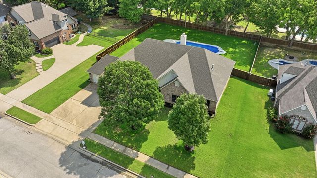 9205 N 137th East Avenue, Owasso, OK 74055