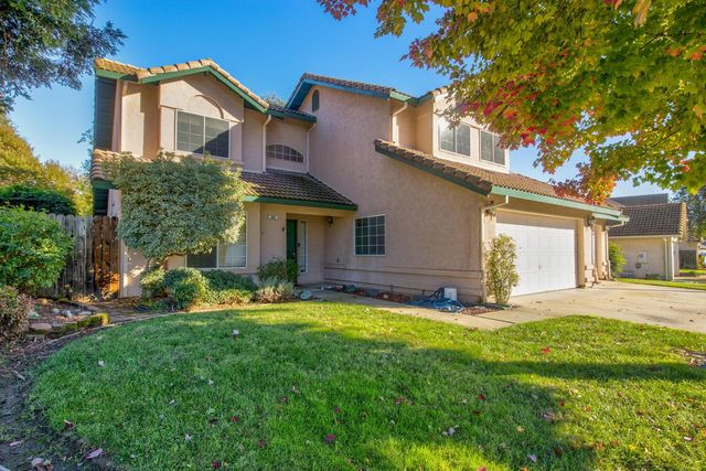 304 Manor Dr, Ione, CA 95640