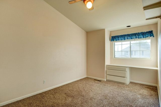 304 Manor Dr, Ione, CA 95640