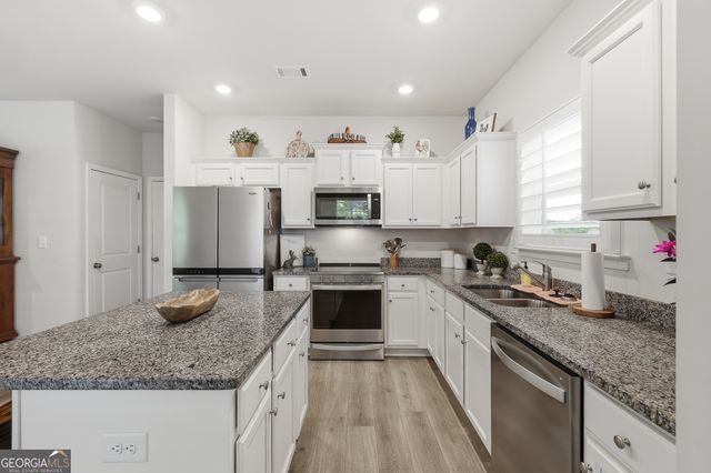 295 Quail Forest Circle, Toccoa, GA 30577