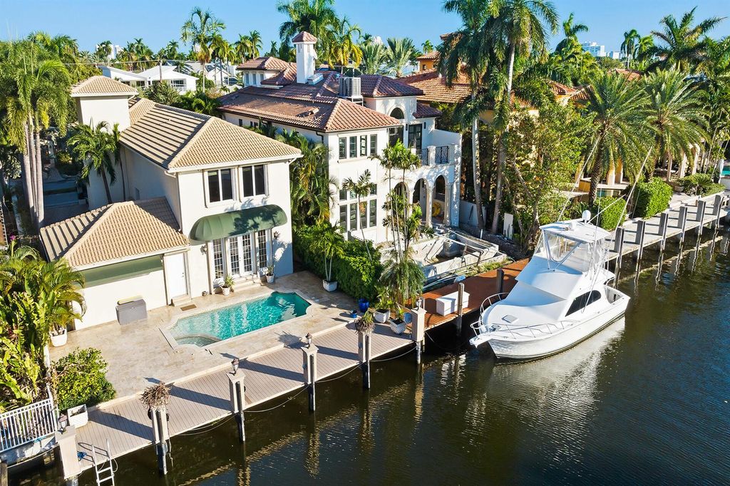 413 Coconut Isle Drive, Fort Lauderdale, FL 33301