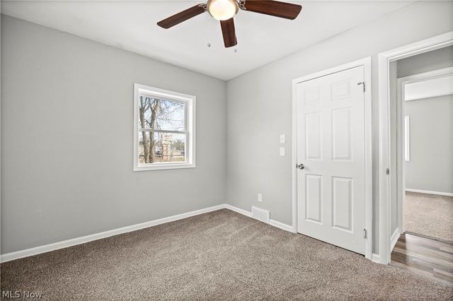 975 N Ridge Road E, Lorain, OH 44055