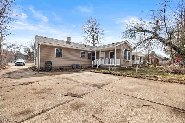 975 N Ridge Road E, Lorain, OH 44055