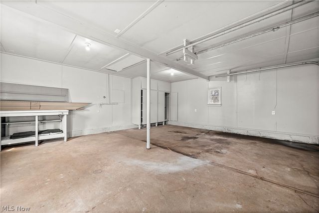 975 N Ridge Road E, Lorain, OH 44055