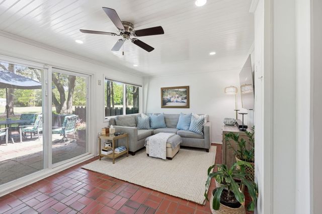 1004 Ventura Place, Mount Pleasant, SC 29464