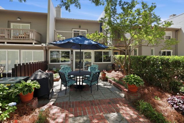 1004 Ventura Place, Mount Pleasant, SC 29464