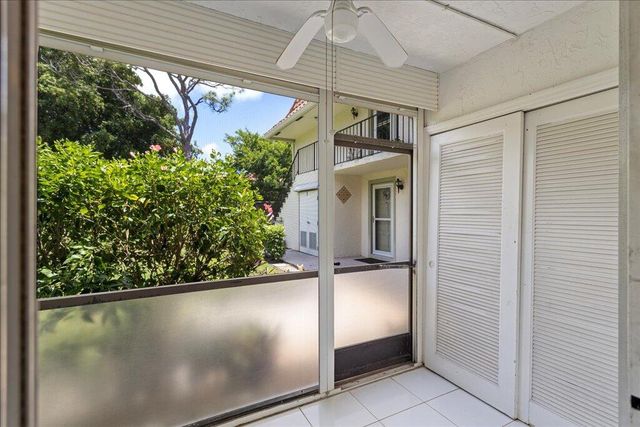 1124 NW 13th Street 120a, Boca Raton, FL 33486