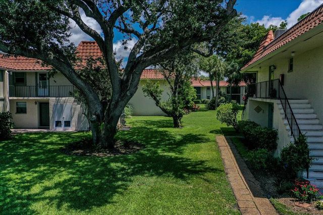 1124 NW 13th Street 120a, Boca Raton, FL 33486