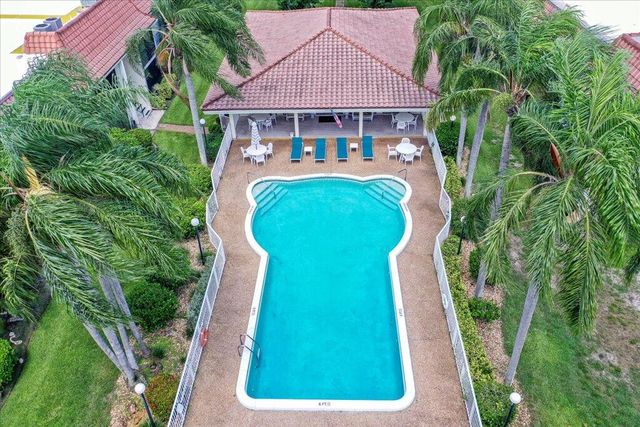 1124 NW 13th Street 120a, Boca Raton, FL 33486