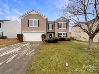 3418 Pikes Peak Drive, Gastonia, NC 28052